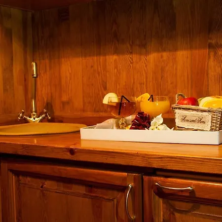 Gran Chalet Hotel & Petit Spa Hotel 3*